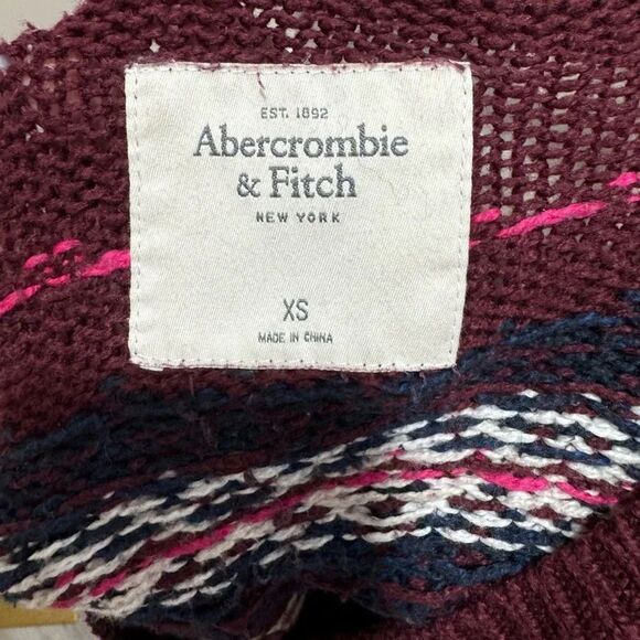 Abercrombie and Fitch sweater XS - Picture 3 of 3